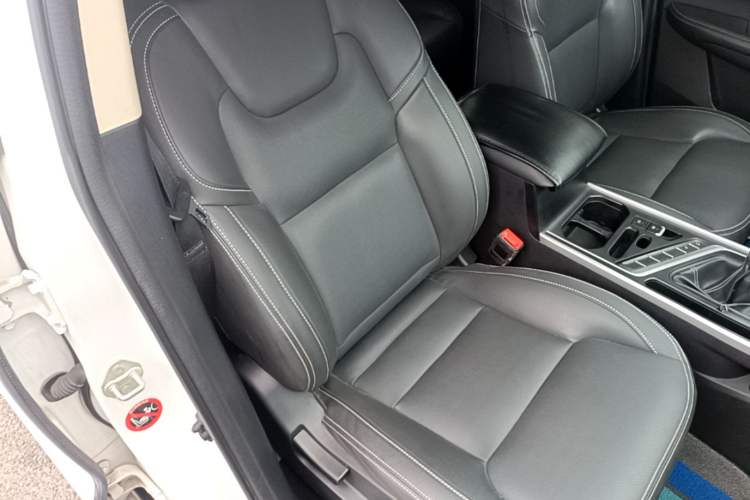 Used Geely Auto Vision X6 2018 1.8L Manual 4G Connect Luxury Edition Right Front Seat