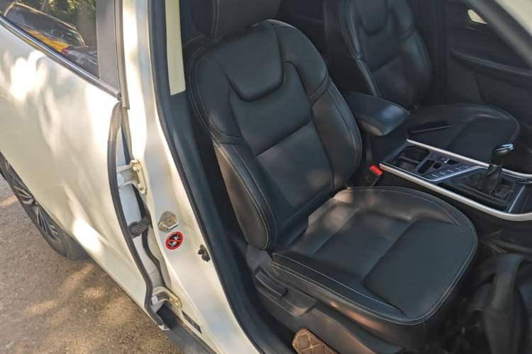 Used Geely Auto Vision X6 2018 1.8L Manual 4G Connect Luxury Edition Right Front Seat