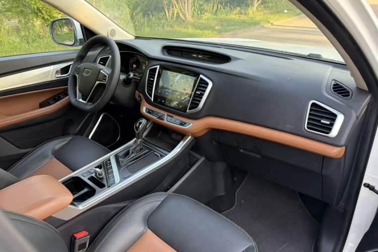 Used Geely Auto Vision X6 2018 1.4T CVT 4G Connected Luxury Version Right Front Seat