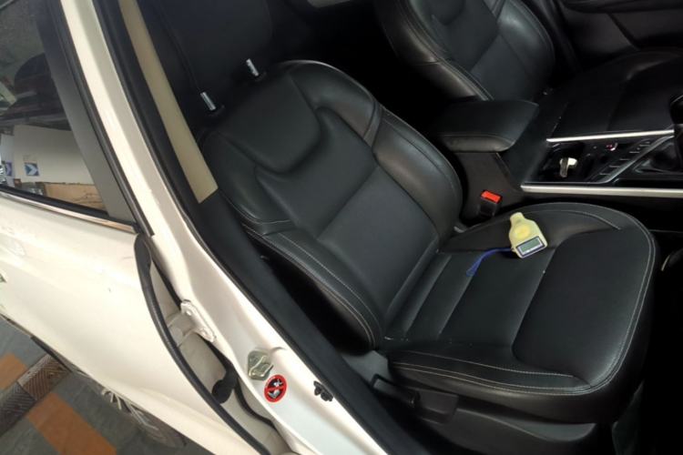 Used Geely Auto Vision X6 2018 1.8L Manual 4G Connect Luxury Edition Right Front Seat