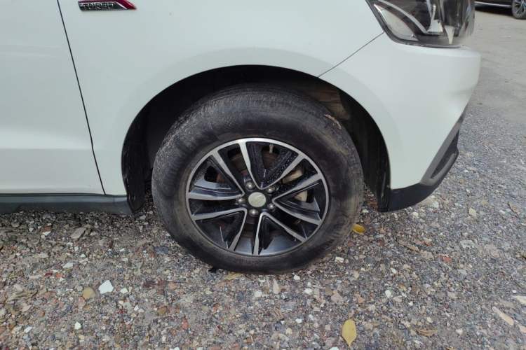 Used Geely Auto Vision X6 2018 1.4T CVT 4G Connected Luxury Version Right Front Wheel Hub