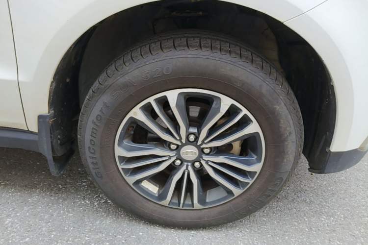 Used Geely Auto Vision X6 2018 1.8L Manual 4G Connect Luxury Edition Right Front Wheel Hub