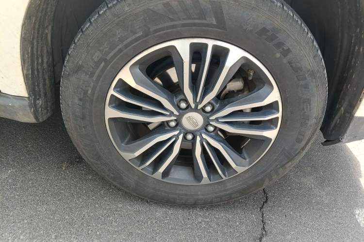 Used Geely Auto Vision X6 2018 1.8L Manual 4G Connect Luxury Edition Right Front Wheel Hub