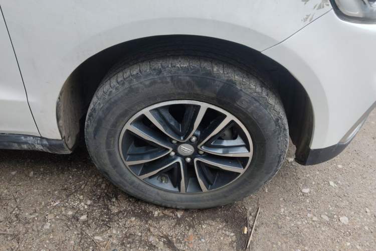 Used Geely Auto Vision X6 2018 1.4T CVT 4G Connected Luxury Version Right Front Wheel Hub