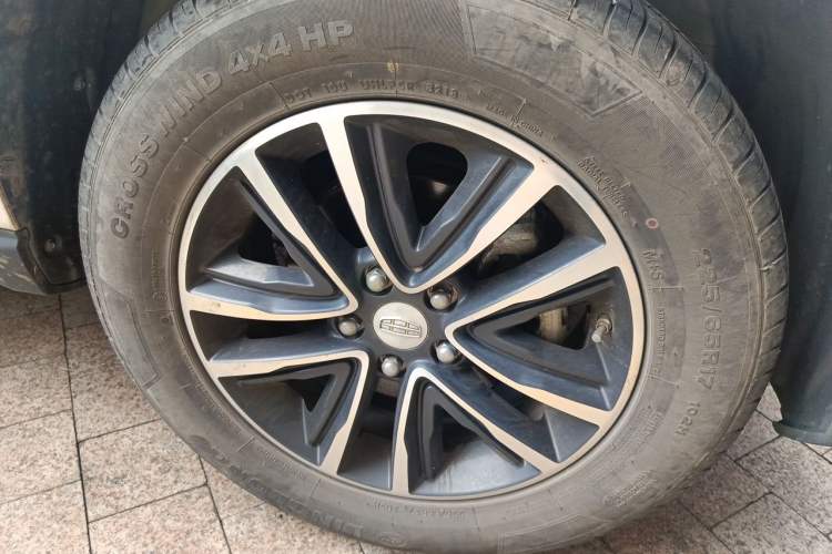 Used Geely Auto Vision X6 2018 1.4T CVT 4G Connected Luxury Version Right Front Wheel Hub