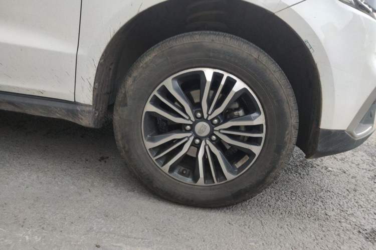 Used Geely Auto Vision X6 2018 1.8L Manual 4G Connect Luxury Edition Right Front Wheel Hub