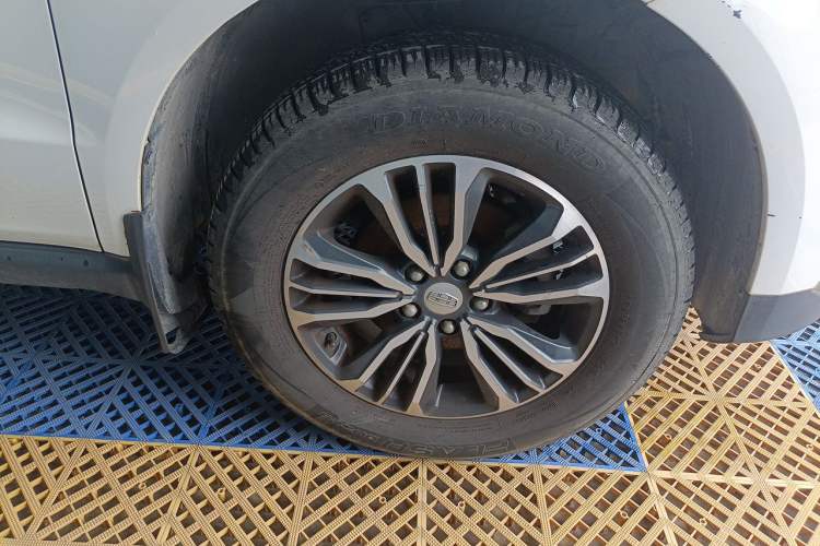 Used Geely Auto Vision X6 2018 1.8L Manual 4G Connect Luxury Edition Right Front Wheel Hub