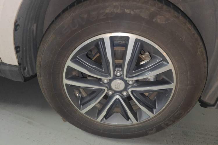 Used Geely Auto Vision X6 2018 1.4T CVT 4G Connected Flagship Edition Right Front Wheel Hub