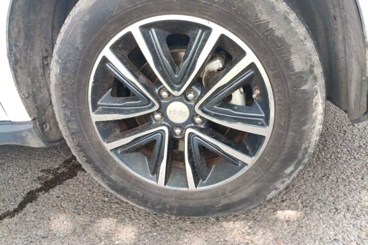Used Geely Auto Vision X6 2018 1.4T CVT 4G Connected Flagship Edition Right Front Wheel Hub