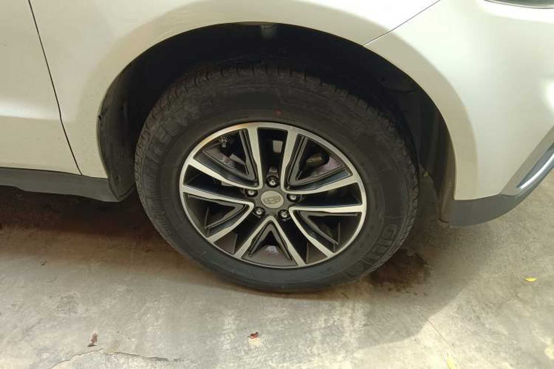 Used Geely Auto Vision X6 2018 1.4T CVT 4G Connected Flagship Edition Right Front Wheel Hub
