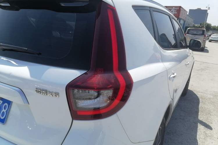 Used Geely Auto Vision X6 2018 1.4T CVT 4G Connected Luxury Version Right Rear Taillight