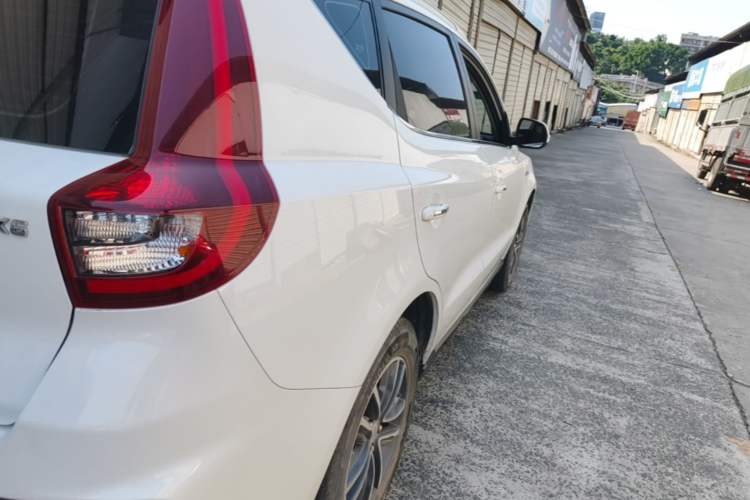 Used Geely Auto Vision X6 2018 1.4T CVT 4G Connected Flagship Edition Right Rear Taillight