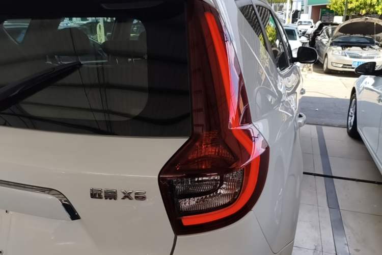 Used Geely Auto Vision X6 2018 1.4T CVT 4G Connected Flagship Edition Right Rear Taillight