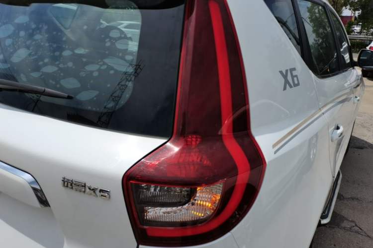 Used Geely Auto Vision X6 2018 1.8L Manual 4G Connect Luxury Edition Right Rear Taillight