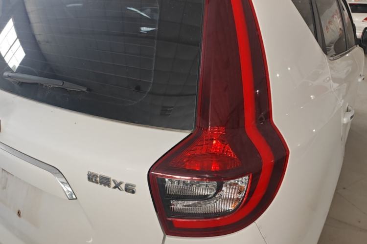 Used Geely Auto Vision X6 2018 1.4T CVT 4G Connected Flagship Edition Right Rear Taillight