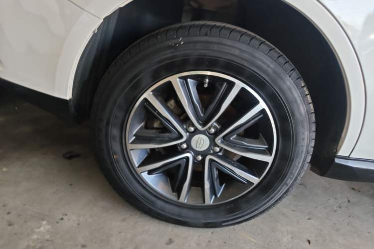 Used Geely Auto Vision X6 2018 1.4T CVT 4G Connected Flagship Edition Right Rear Wheel Hub