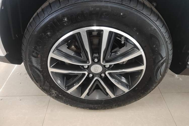 Used Geely Auto Vision X6 2018 1.4T CVT 4G Connected Flagship Edition Right Rear Wheel Hub