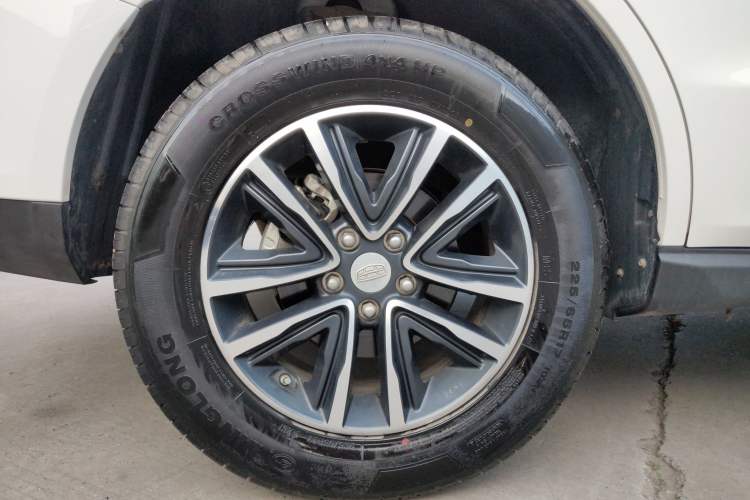 Used Geely Auto Vision X6 2018 1.4T CVT 4G Connected Flagship Edition Right Rear Wheel Hub