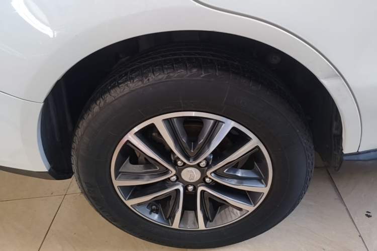 Used Geely Auto Vision X6 2018 1.4T CVT 4G Connected Flagship Edition Right Rear Wheel Hub