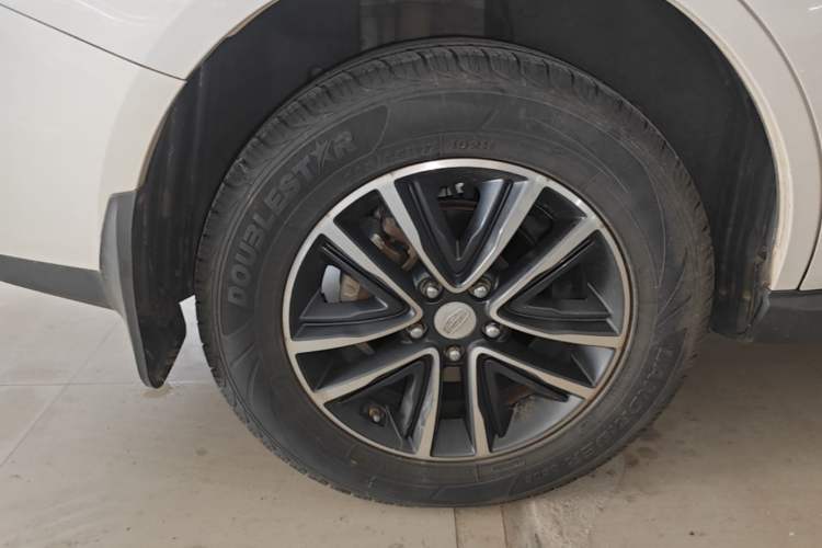 Used Geely Auto Vision X6 2018 1.4T CVT 4G Connected Flagship Edition Right Rear Wheel Hub