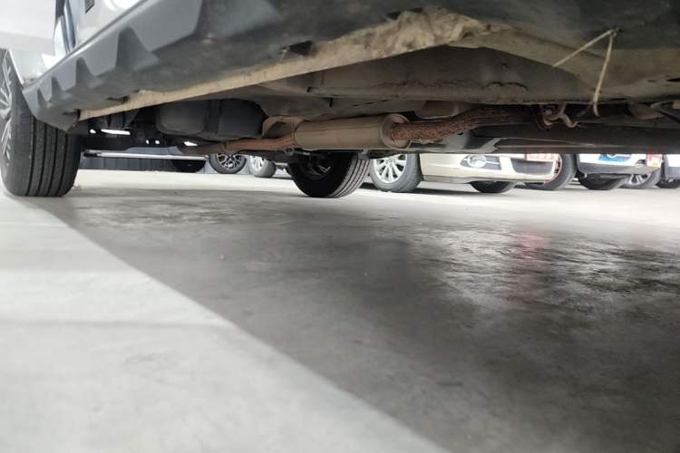 Used Geely Auto Vision X6 2018 1.8L Manual 4G Connect Luxury Edition Right Side Sill