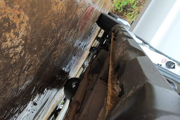 Used Geely Auto Vision X6 2018 1.8L Manual 4G Connect Luxury Edition Right Side Sill
