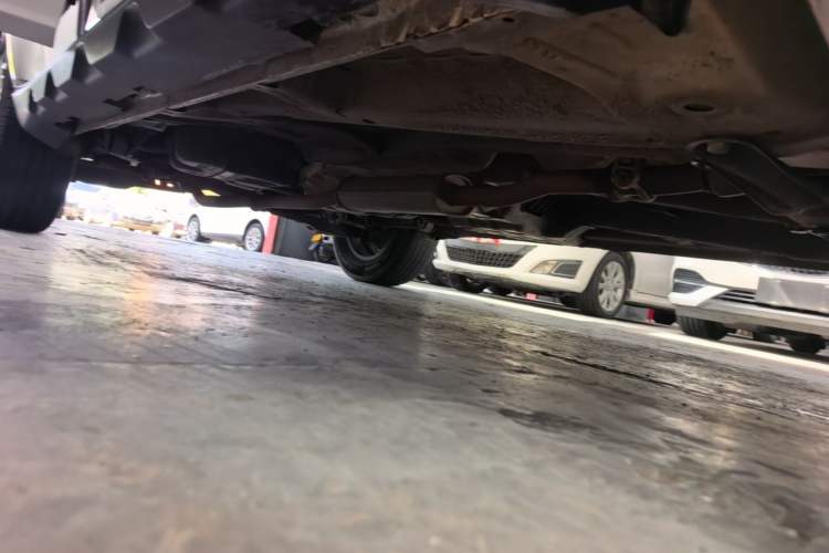 Used Geely Auto Vision X6 2018 1.8L Manual 4G Connect Luxury Edition Right Side Sill