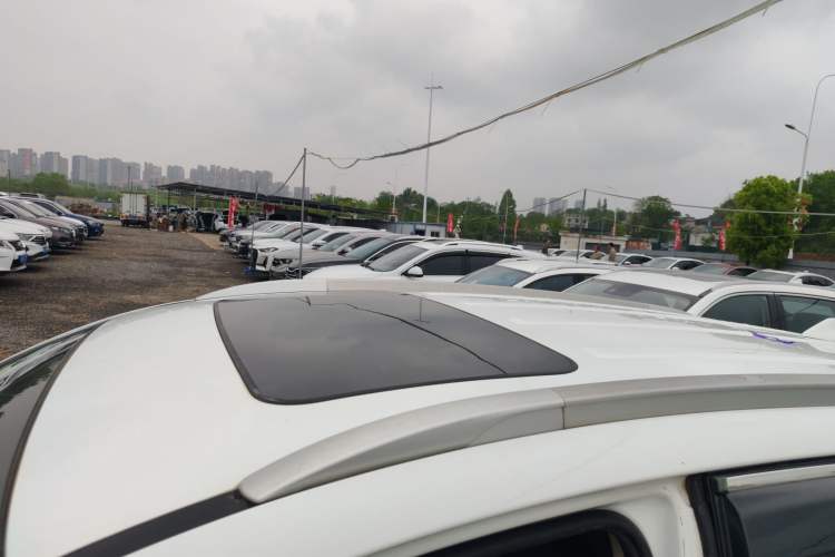 Used Geely Auto Vision X6 2018 1.4T CVT 4G Connected Luxury Version Roof