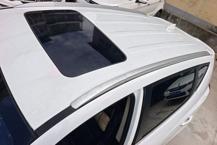 Used Geely Auto Vision X6 2018 1.8L Manual 4G Connect Luxury Edition Roof