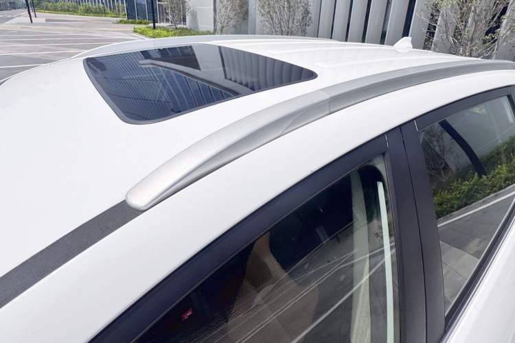 Used Geely Auto Vision X6 2018 1.4T CVT 4G Connected Luxury Version Roof