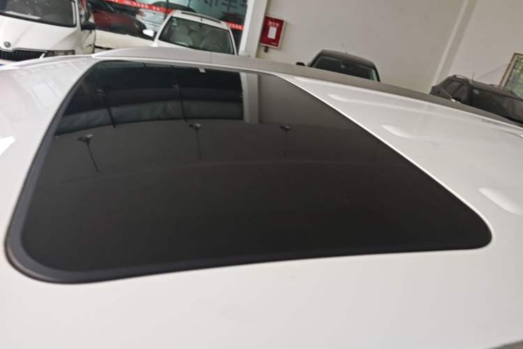 Used Geely Auto Vision X6 2018 1.4T CVT 4G Connected Luxury Version Roof