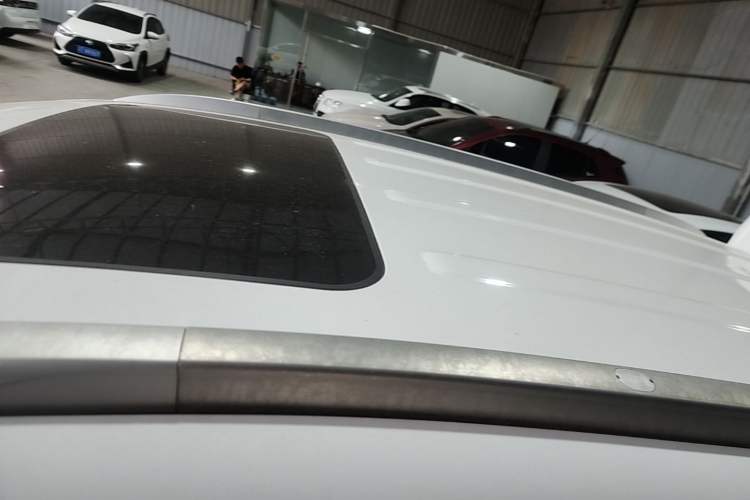Used Geely Auto Vision X6 2018 1.8L Manual 4G Connect Luxury Edition Roof