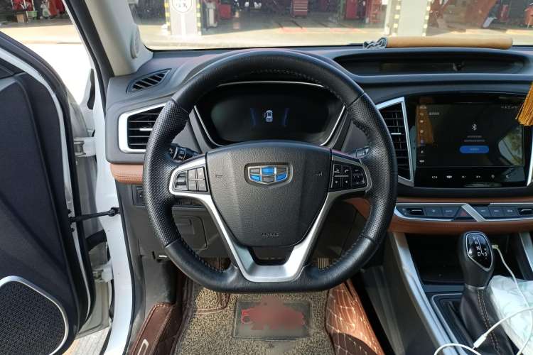 Used Geely Auto Vision X6 2018 1.4T CVT 4G Connected Flagship Edition Steering Wheel