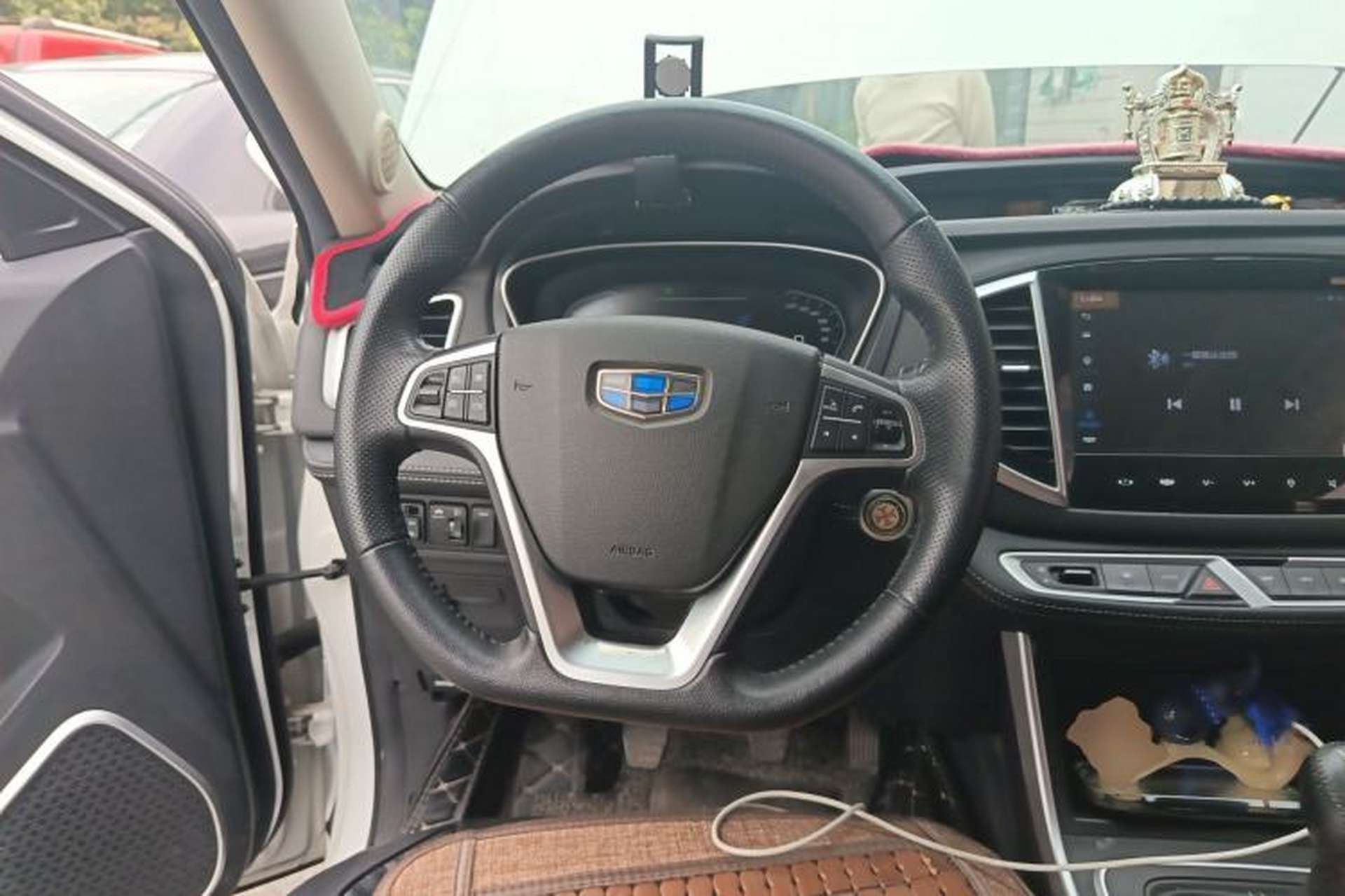 Used Geely Auto Vision X6 2018 1.8L Manual 4G Connect Luxury Edition Steering Wheel