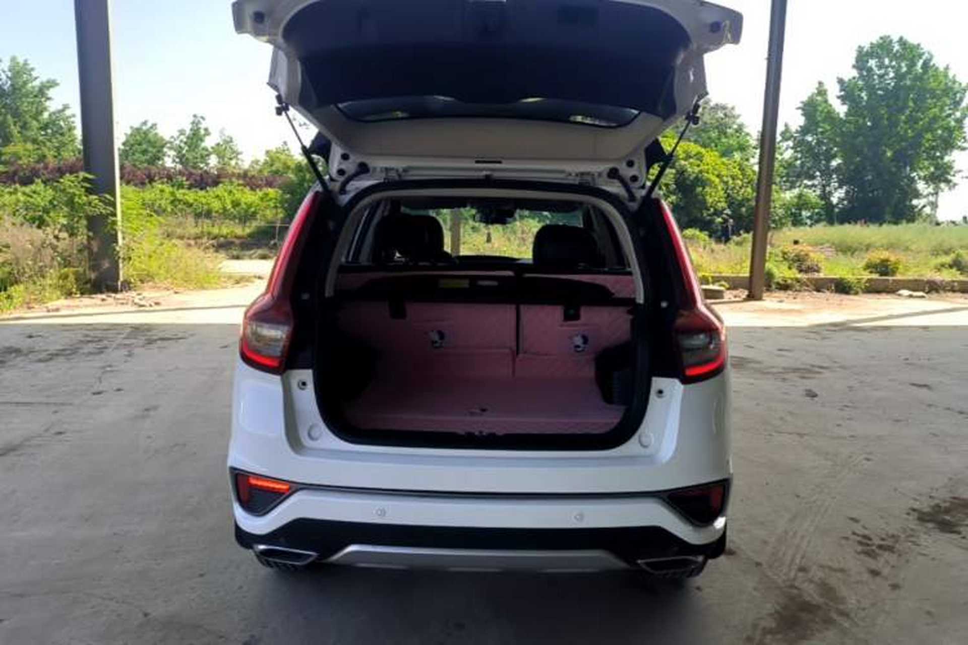 Used Geely Auto Vision X6 2018 1.8L Manual 4G Connect Luxury Edition Trunk