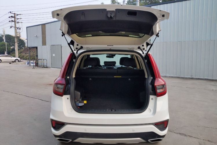 Used Geely Auto Vision X6 2018 1.4T CVT 4G Connected Flagship Edition Trunk