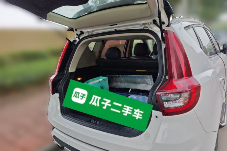Used Geely Auto Vision X6 2018 1.4T CVT 4G Connected Luxury Version Trunk