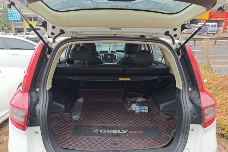 Used Geely Auto Vision X6 2018 1.8L Manual 4G Connect Luxury Edition Trunk