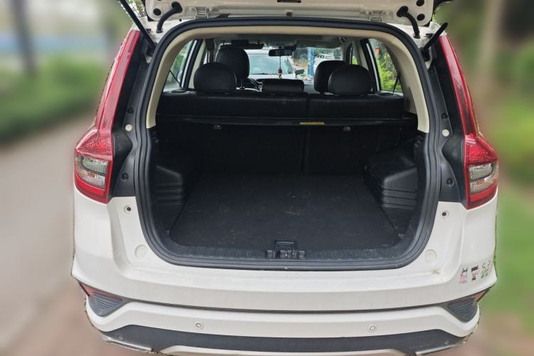 Used Geely Auto Vision X6 2018 1.8L Manual 4G Connect Luxury Edition Trunk