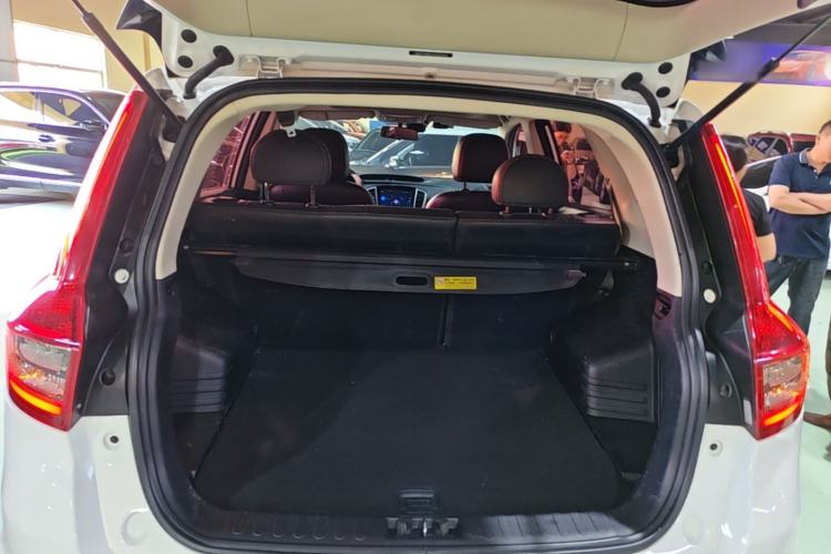 Used Geely Auto Vision X6 2018 1.4T CVT 4G Connected Luxury Version Trunk