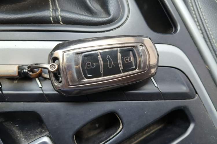Used Geely Auto Vision X6 2018 1.8L Manual 4G Connect Luxury Edition Vehicle Key