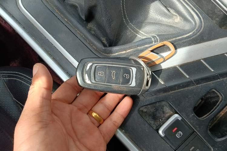 Used Geely Auto Vision X6 2018 1.8L Manual 4G Connect Luxury Edition Vehicle Key