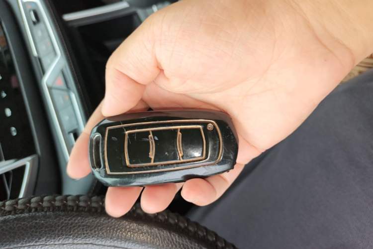 Used Geely Auto Vision X6 2018 1.8L Manual 4G Connect Luxury Edition Vehicle Key