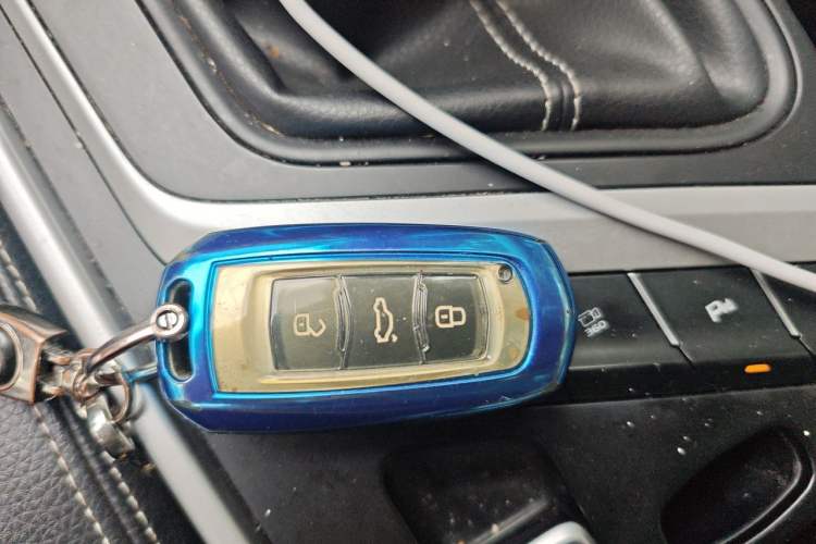 Used Geely Auto Vision X6 2018 1.8L Manual 4G Connect Luxury Edition Vehicle Key
