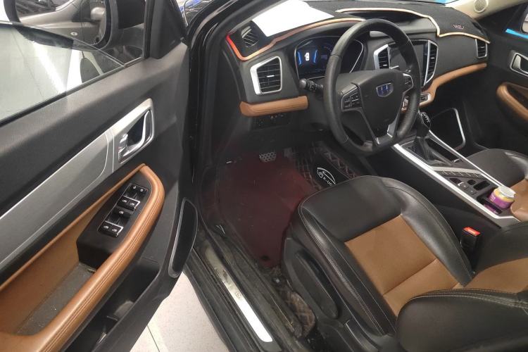 Used Geely Auto Vision X6 2019 1.4T CVT 4G Connected Luxury Version China VI Standard Driver Seat