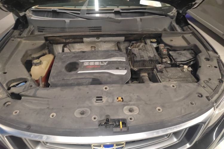 Used Geely Auto Vision X6 2019 1.4T CVT 4G Connected Luxury Version China VI Standard Engine Bay