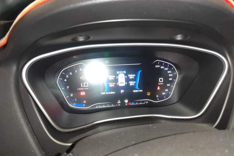 Used Geely Auto Vision X6 2019 1.4T CVT 4G Connected Luxury Version China VI Standard Instrument Cluster