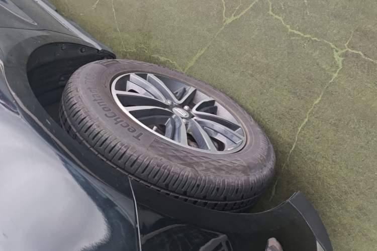 Used Geely Auto Vision X6 2019 1.4T CVT 4G Connected Flagship Version China VI Standard Left Front Wheel Hub