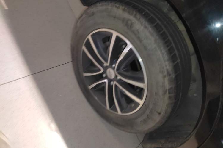 Used Geely Auto Vision X6 2019 1.4T CVT 4G Connected Luxury Version China VI Standard Right Rear Wheel Hub
