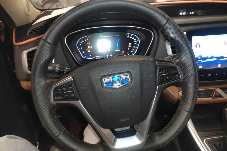 Used Geely Auto Vision X6 2019 1.4T CVT 4G Connected Luxury Version China VI Standard Steering Wheel